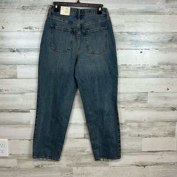 NWT Universal Threads Vintage Stretch Straight Leg Retro 90s Style Size 6/28” - Picture 3 of 5